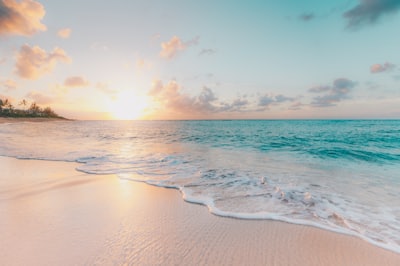 Pantai — golden hour